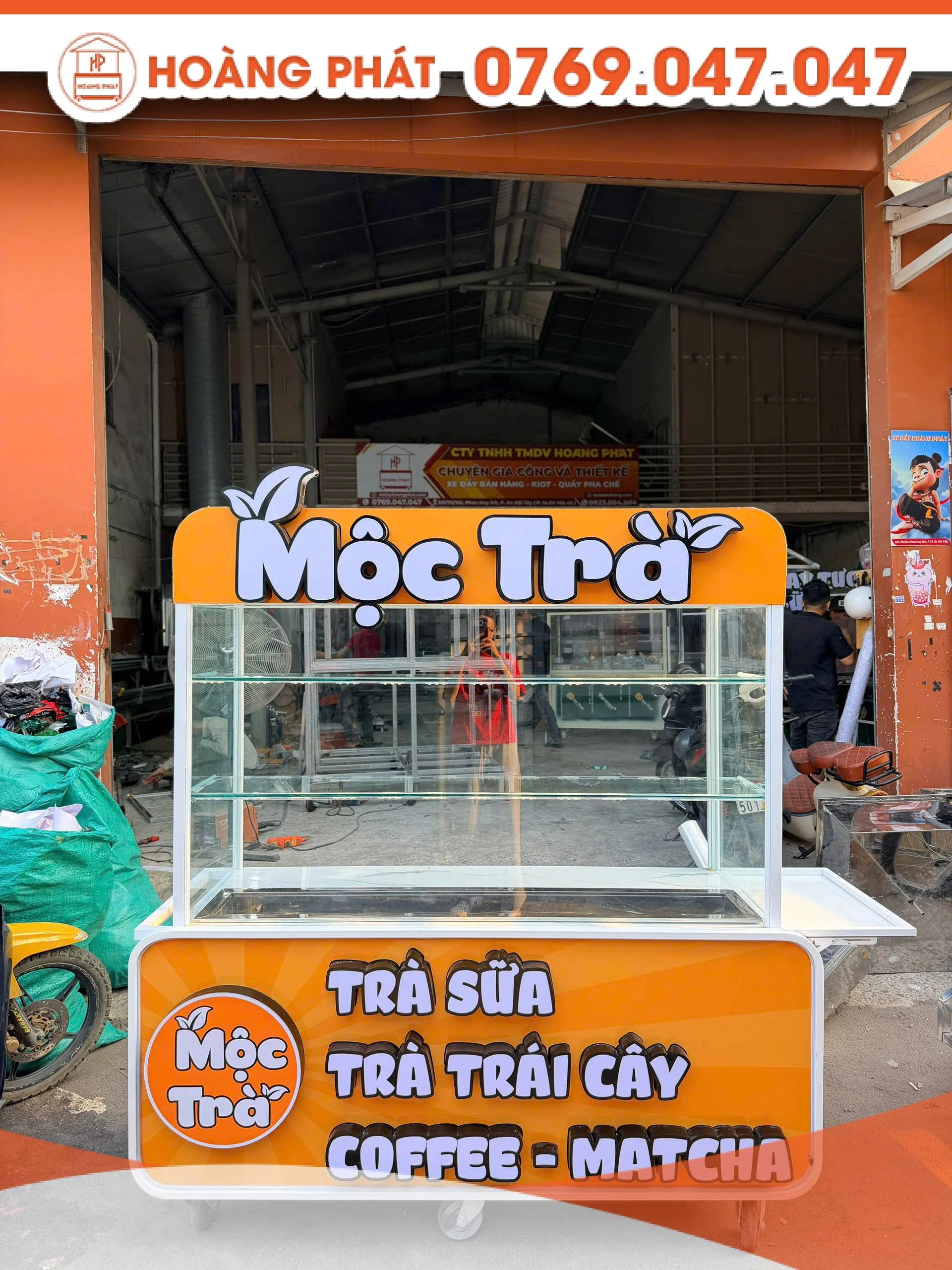 Tủ xe bán hàng 1m6 x 60 x 2m XBH1284
